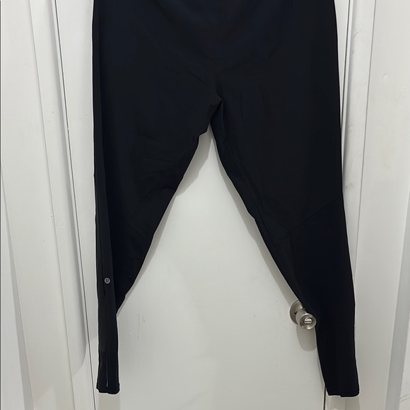 Lululemon Black Jogger Pants - Picture 3 of 4